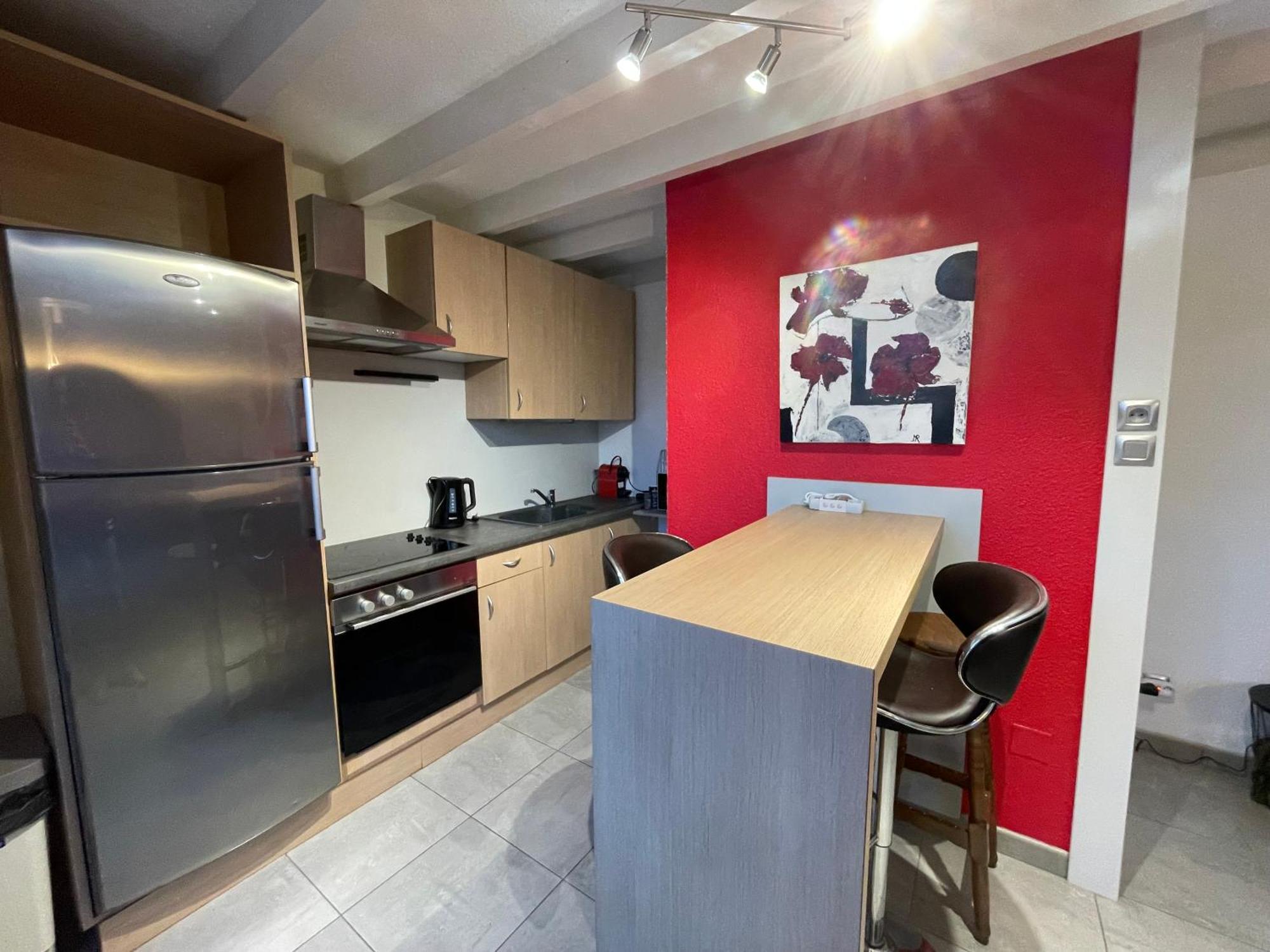 Fathala - Appartement Lumineux En Dernier Etage - Face A La Gare Routiere Sarrebourg Buitenkant foto