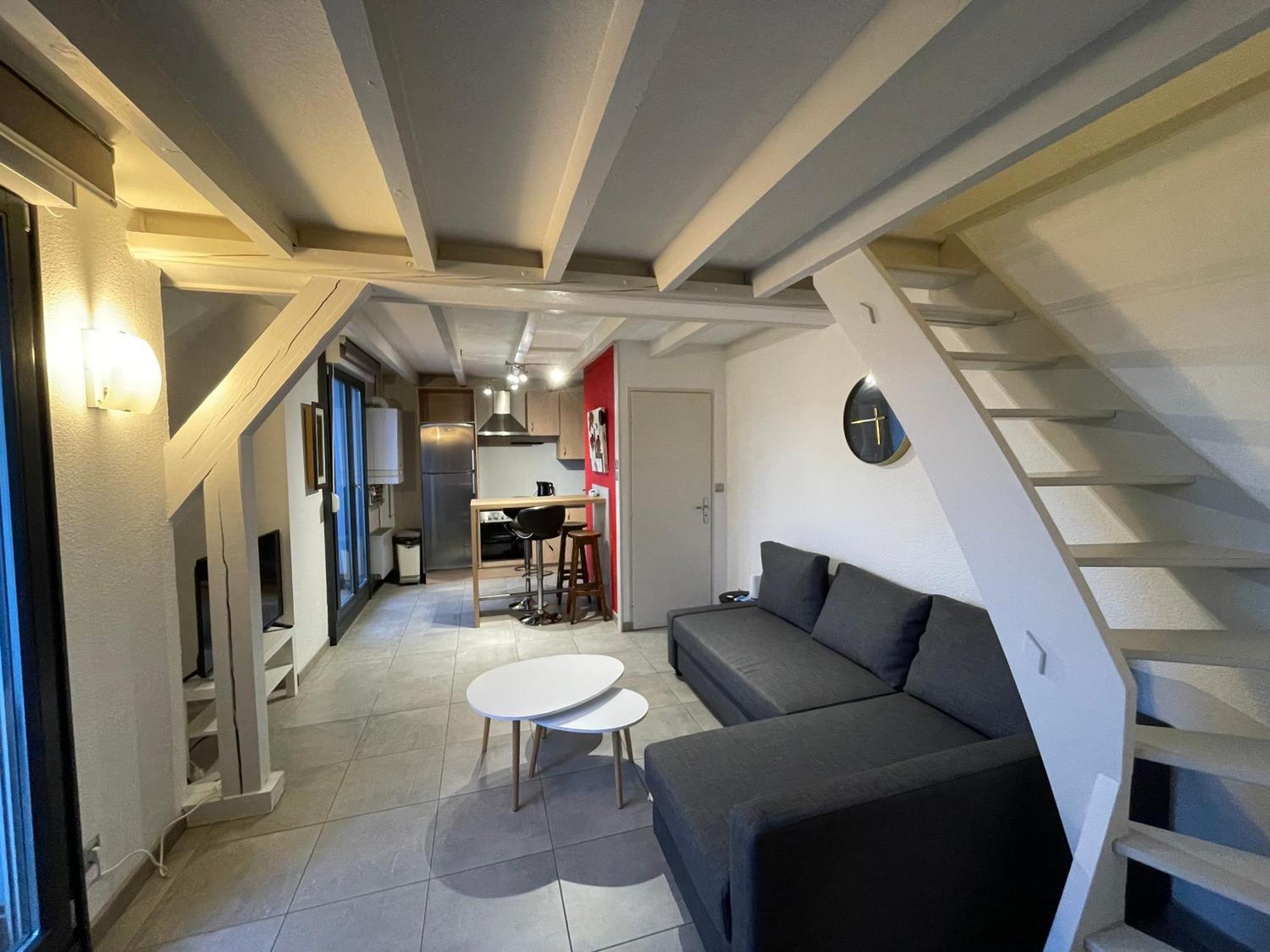 Fathala - Appartement Lumineux En Dernier Etage - Face A La Gare Routiere Sarrebourg Buitenkant foto